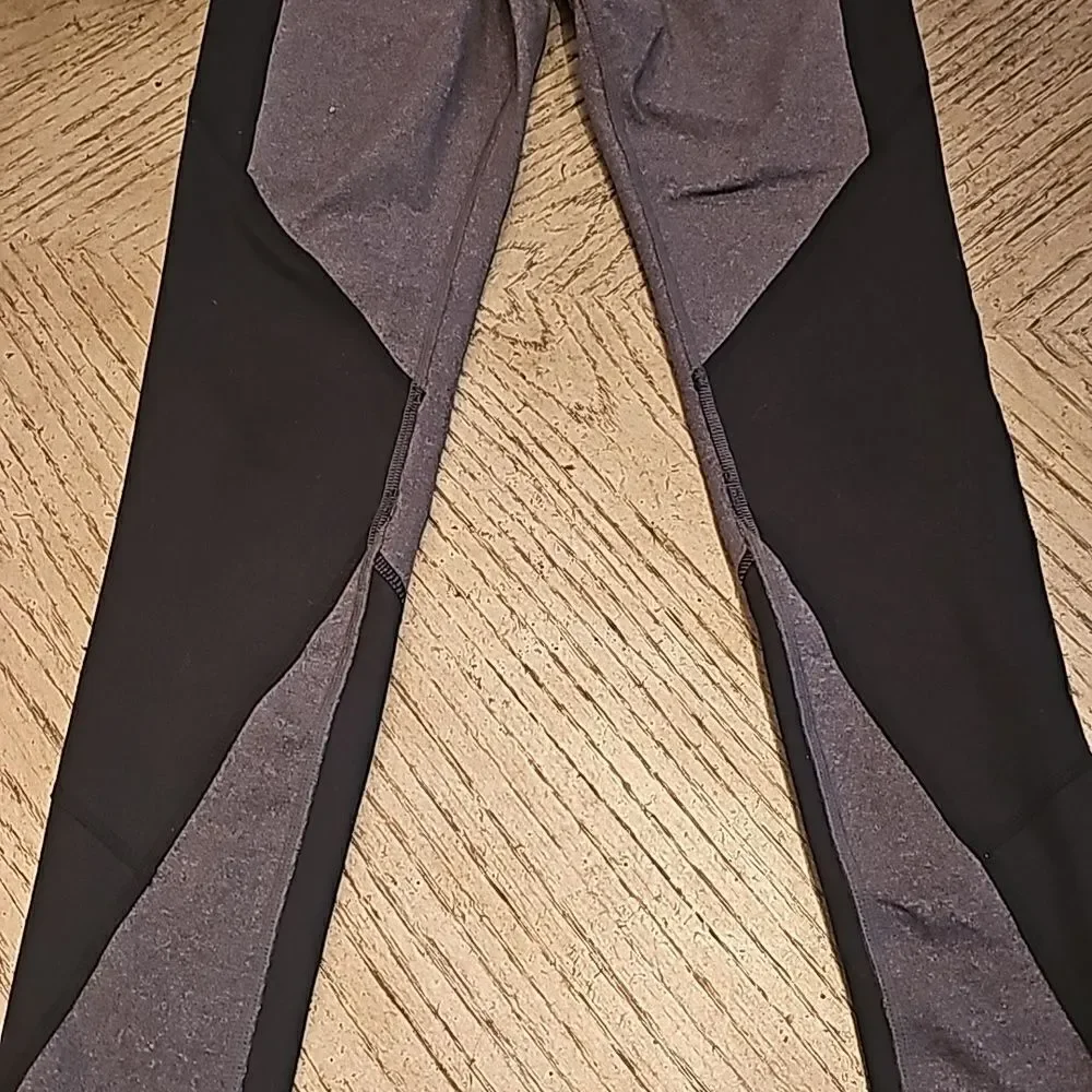 Alo black and gray legging size S